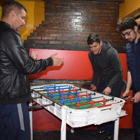 Hostel Internacional Мендоса Экстерьер фото