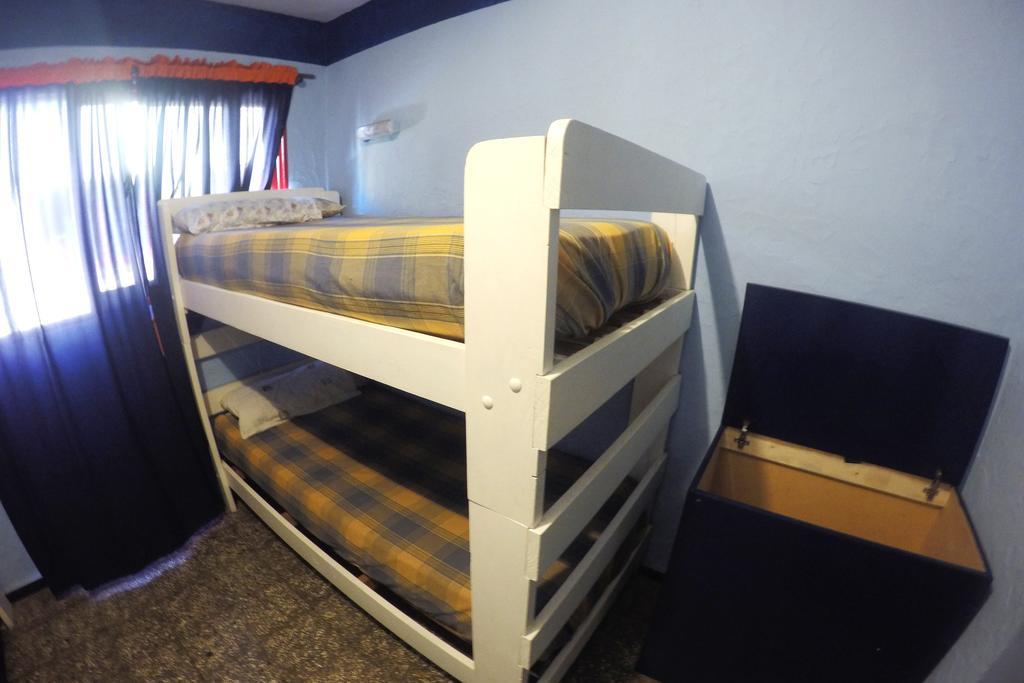 Hostel Internacional Мендоса Экстерьер фото