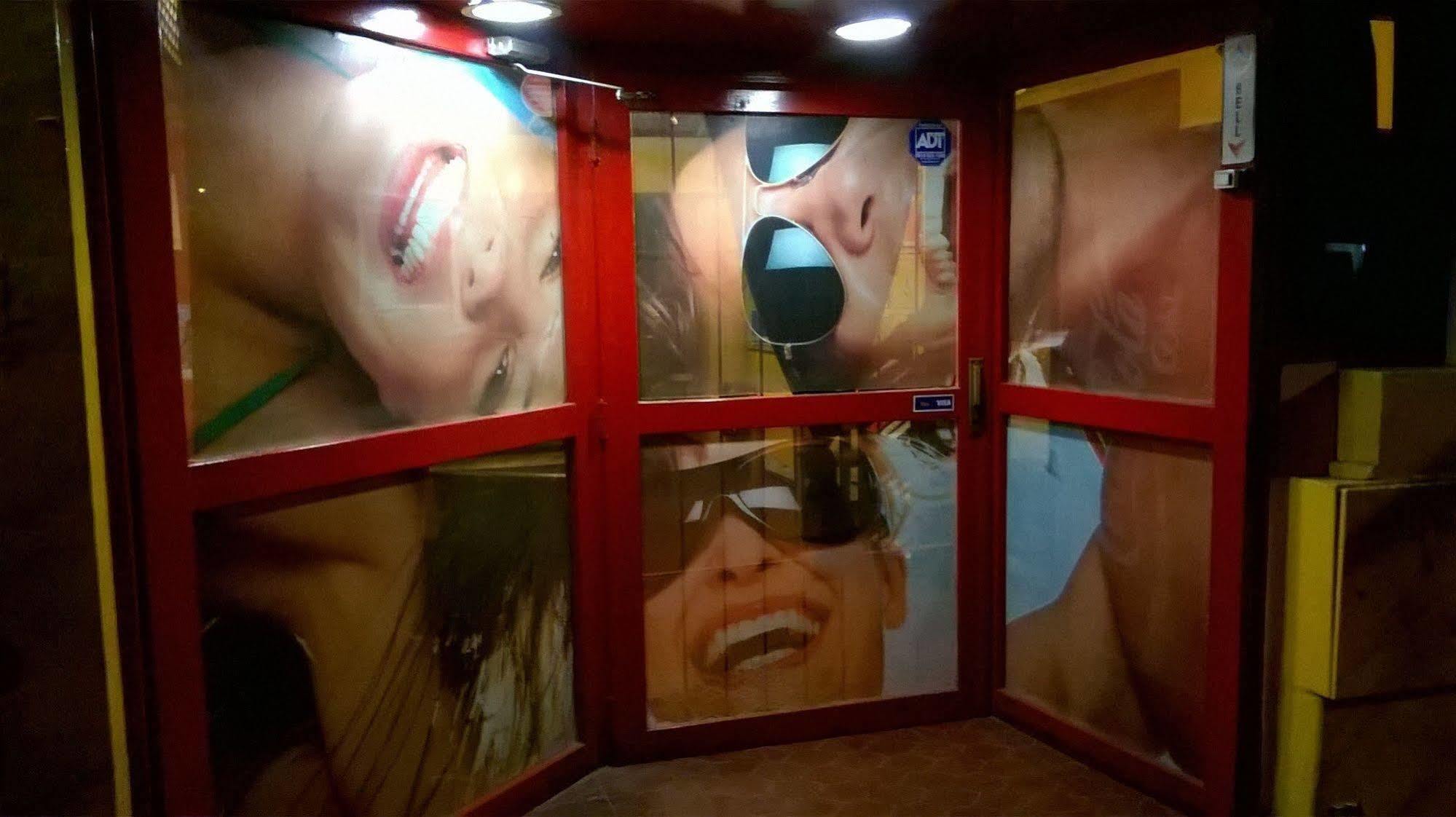 Hostel Internacional Мендоса Экстерьер фото
